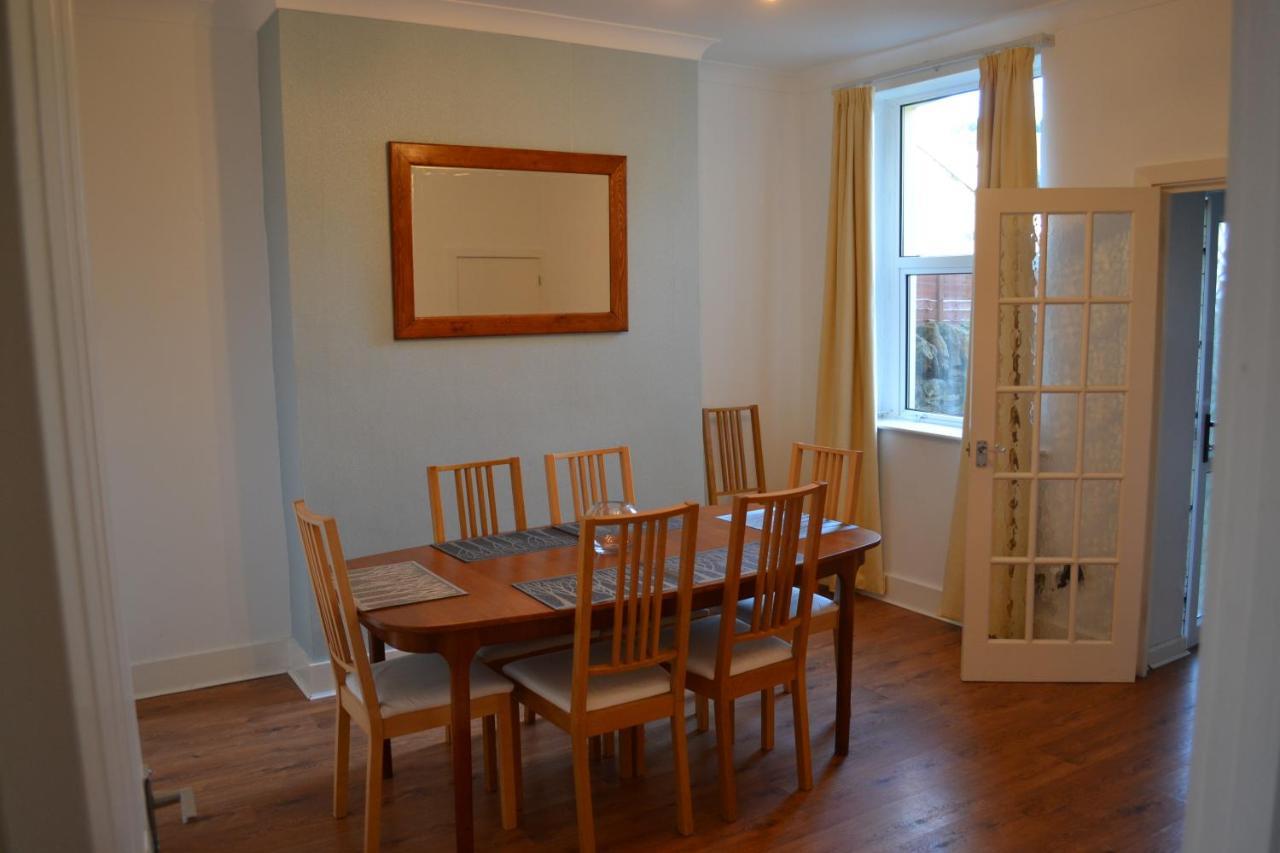 Entire 3 Bedroom House Near Caerphilly Station Экстерьер фото